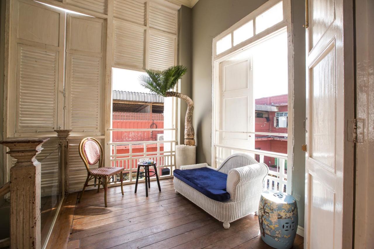 Azure Hostel Bangkok Exterior photo
